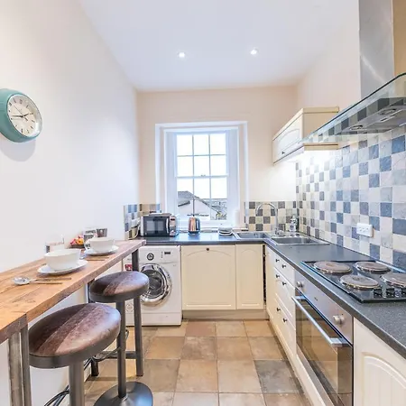 Town Centre Property Convenient For The Fells Keswick  Exterior photo